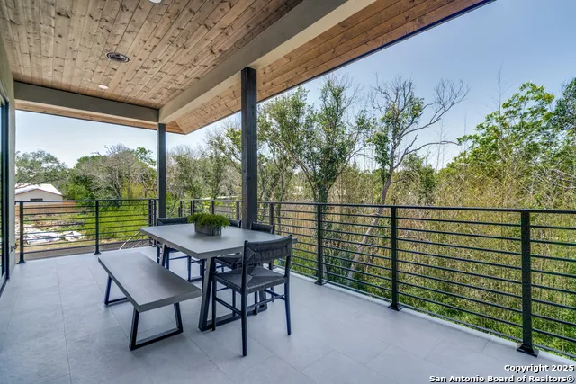 401 Oak Park Dr Unit B Boerne, TX 78006